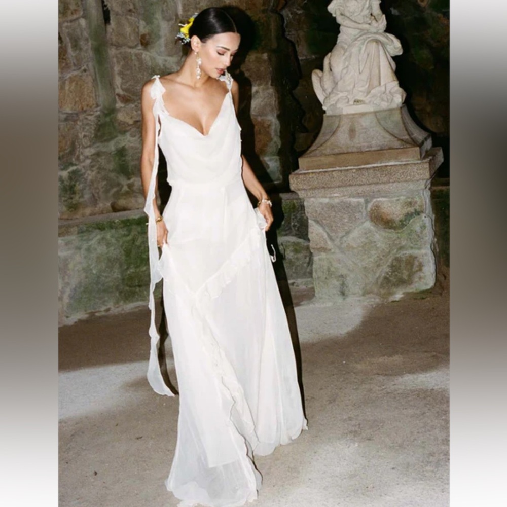 ŚENI MOTO osun wedding dress sz L